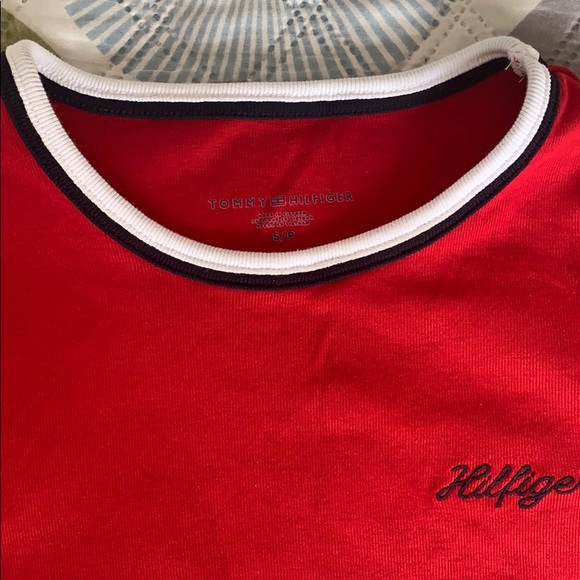 Tommy Hilfiger t-shirt - Picture 2 of 2